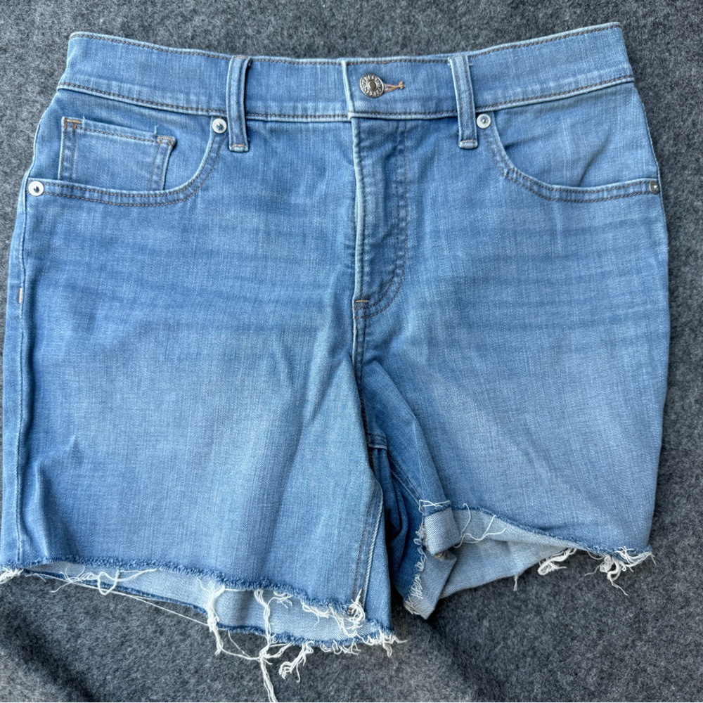 Women’s Express Blue Denim Shorts, Size 4